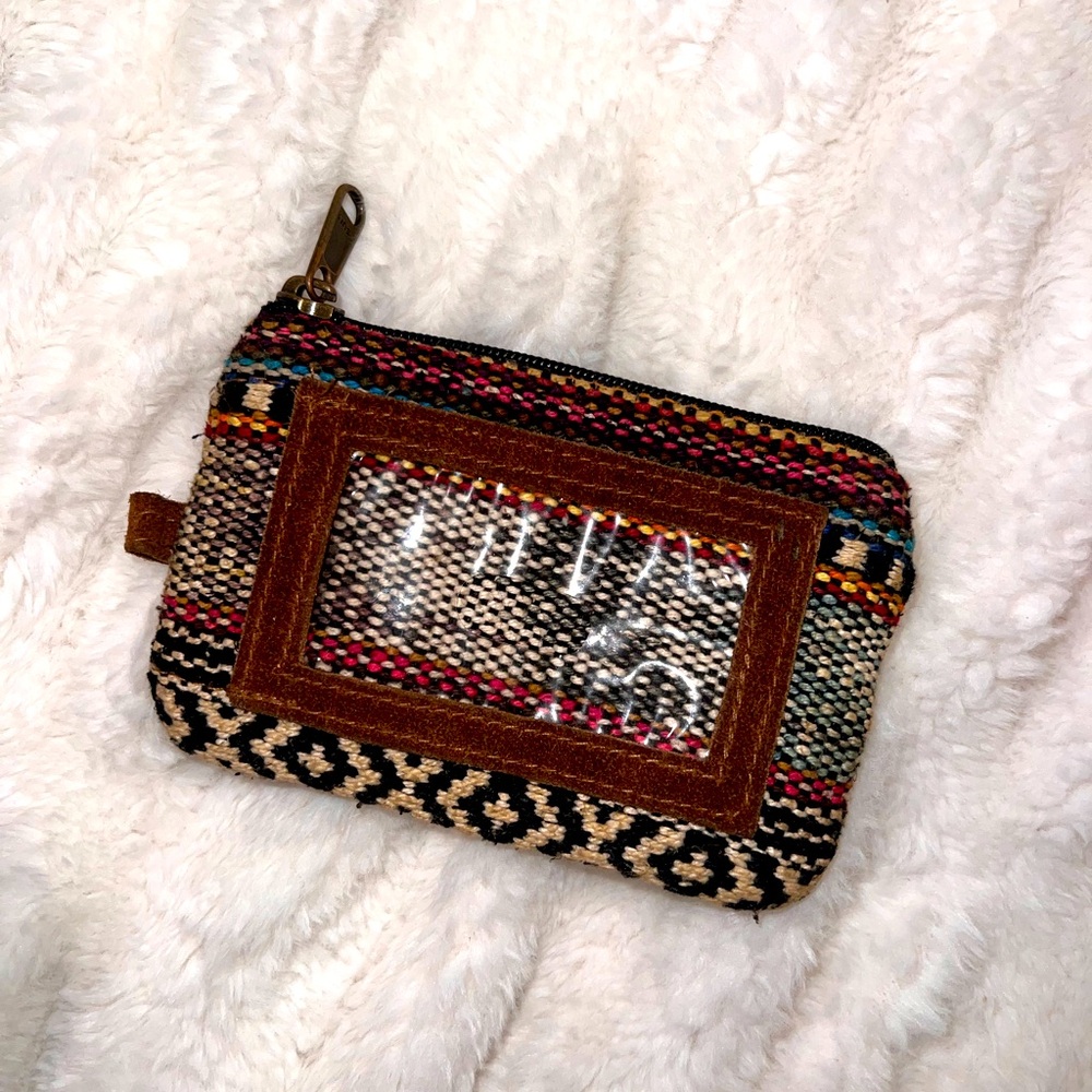 Earthbound change purse